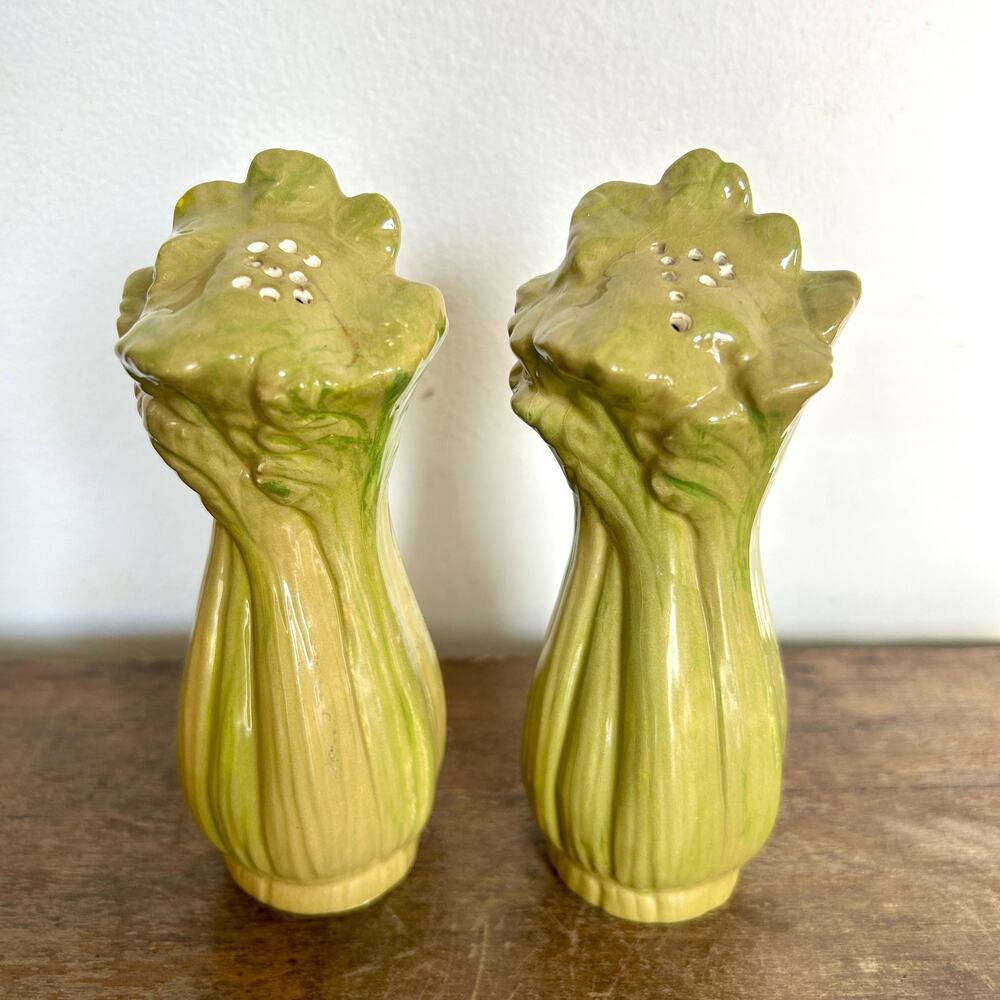 Vintage Green Ceramic Celery Salt and Pepper Shakers, Veggie Kitchen Table Décor